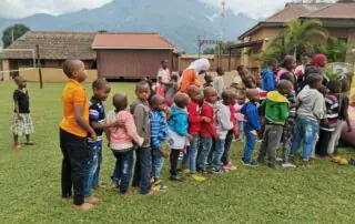 Kinderfest Morogoro mit Schminken